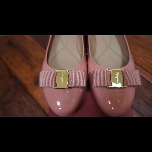 SOLD Salvatore Ferragamo Ballet Flats- BNIB size 8B - Picture 4 of 5